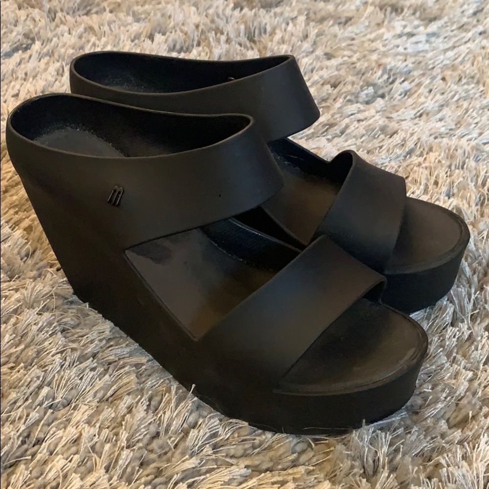 Melissa wedge sandals
